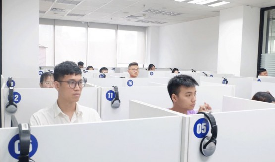 {CẬP NHẬT} 𝐈𝐈𝐆 𝐀𝐂𝐀𝐃𝐄𝐌𝐘 𝐗 𝐅𝐏𝐓 𝐏𝐎𝐋𝐘 – TRẢI NGHIỆM BÀI THI TOEIC CHUẨN QUỐC TẾ