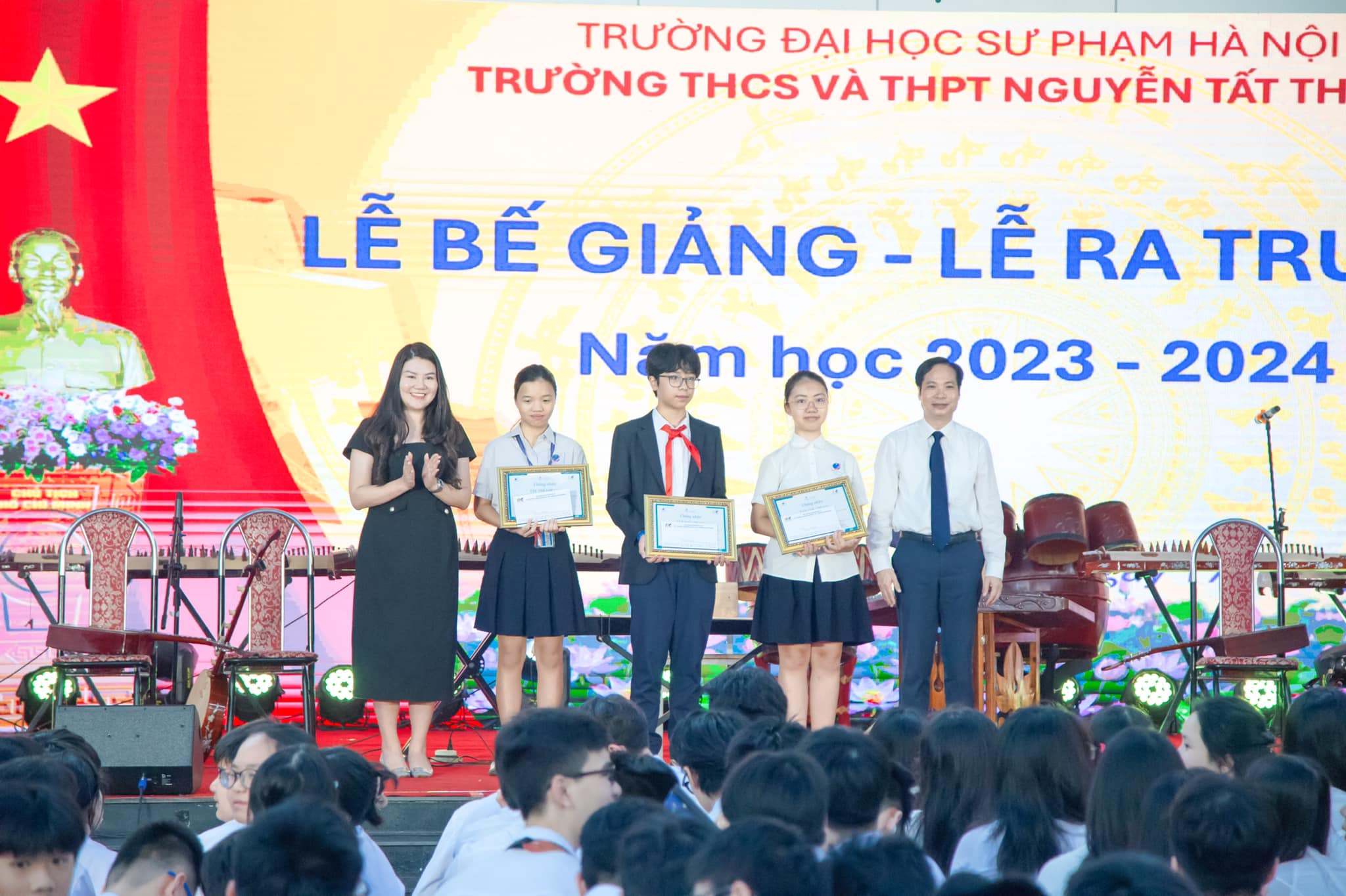 ️Lễ bế giảng – Lễ ra trường năm học 2023 – 2024 trường THCS và THPT Nguyễn Tất Thành: Những khoảnh khắc hạnh phúc